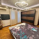 Modern Oasis On The Sea Garden - 2 Bedroom * Варна