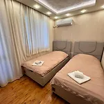 Modern Oasis On The Sea Garden - 2 Bedroom Апартамент Варна